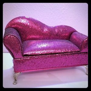 Chaise lounge jewlery box